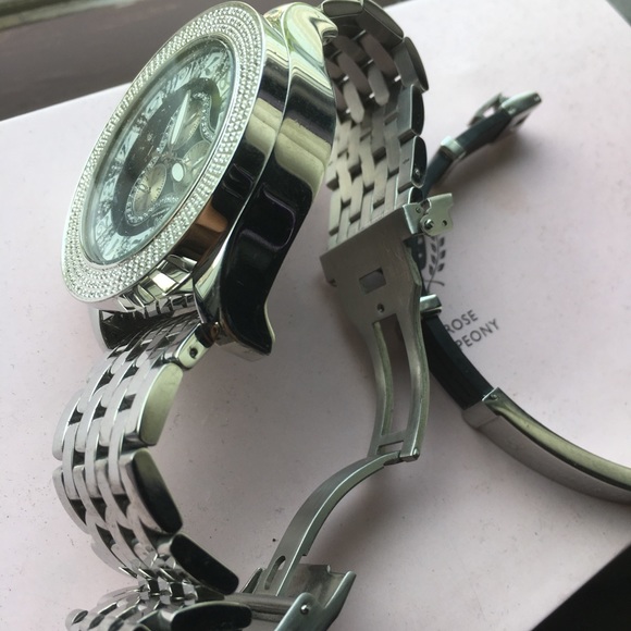 Watch Diamond watch over
